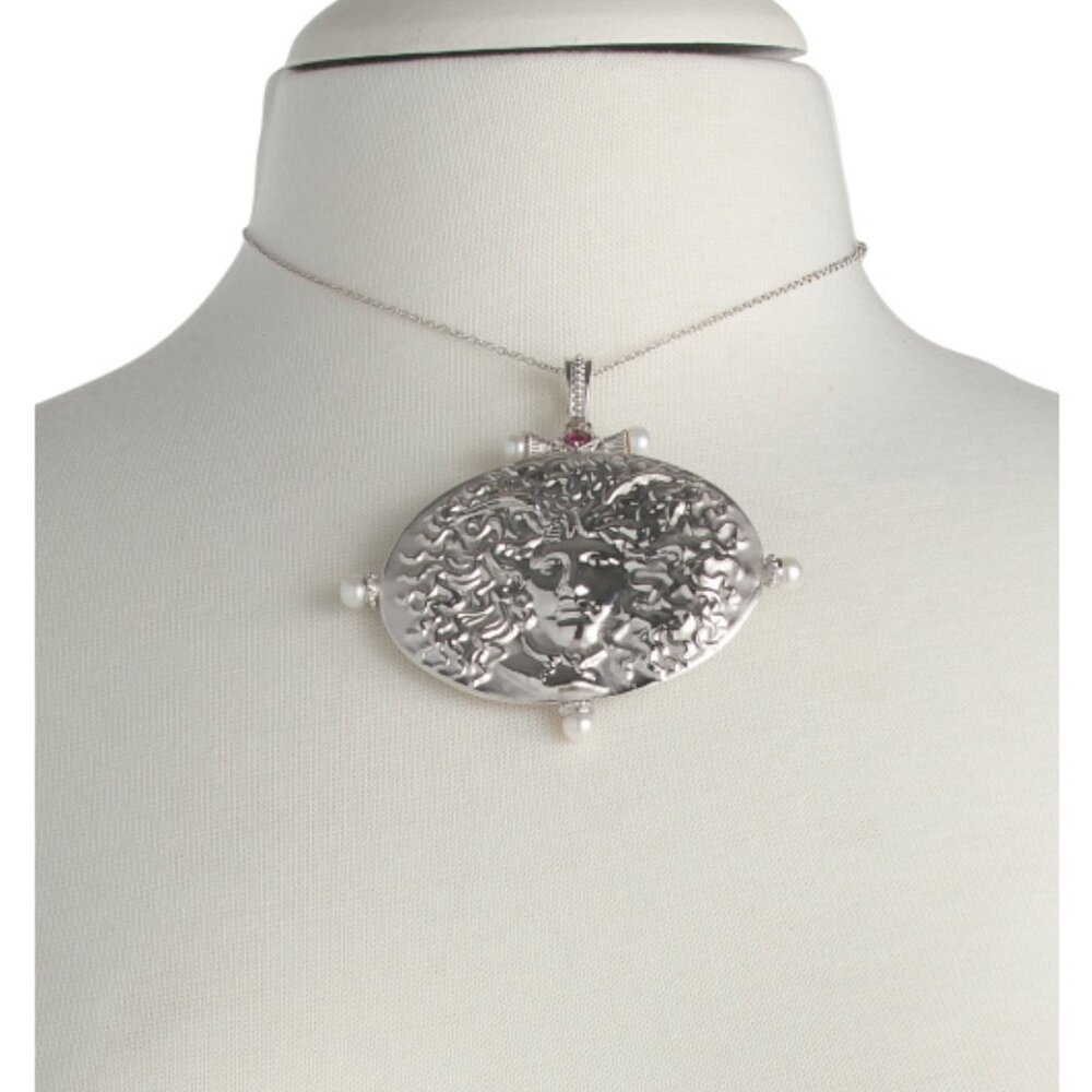 TAGLIAMONTE Made in Italy Sterling Silver Medusa Pendant Necklace